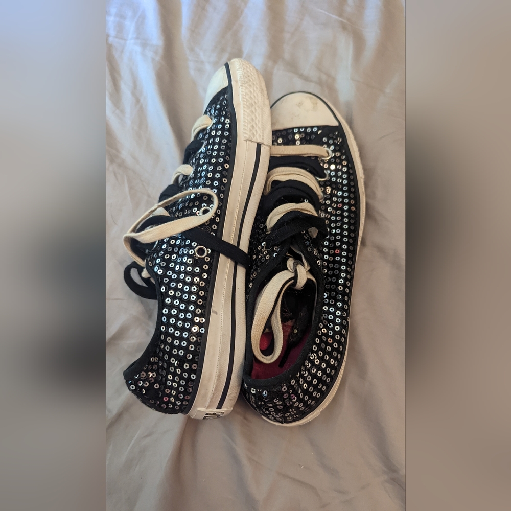 Black glittery vintage converse. Literally can't find anywhere else.